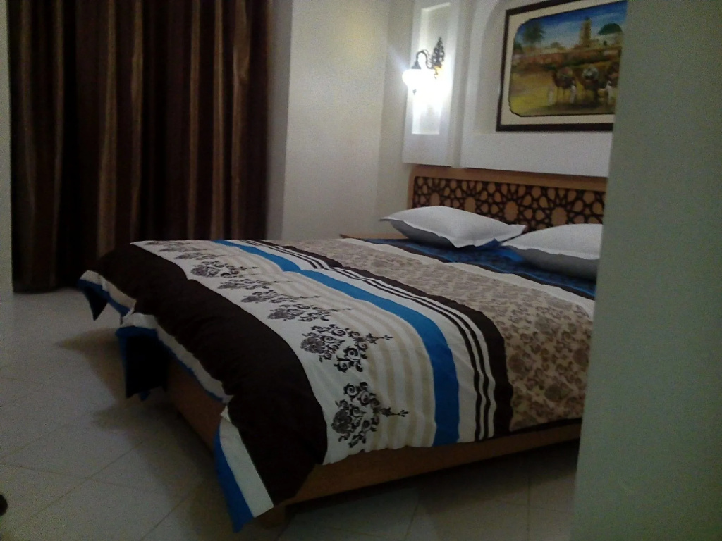 Hotel Saheb Ettabaa