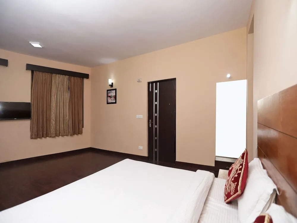 OYO 14321 Home Studio Mount View Rohtang Highway