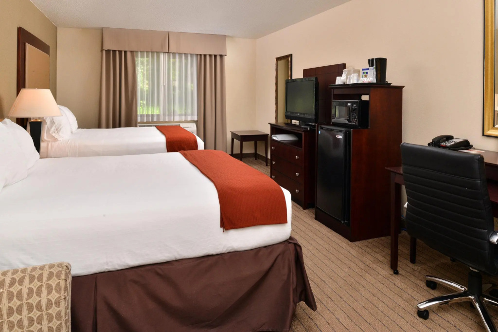 Holiday Inn Express Portland South - Lake Oswego by IHG