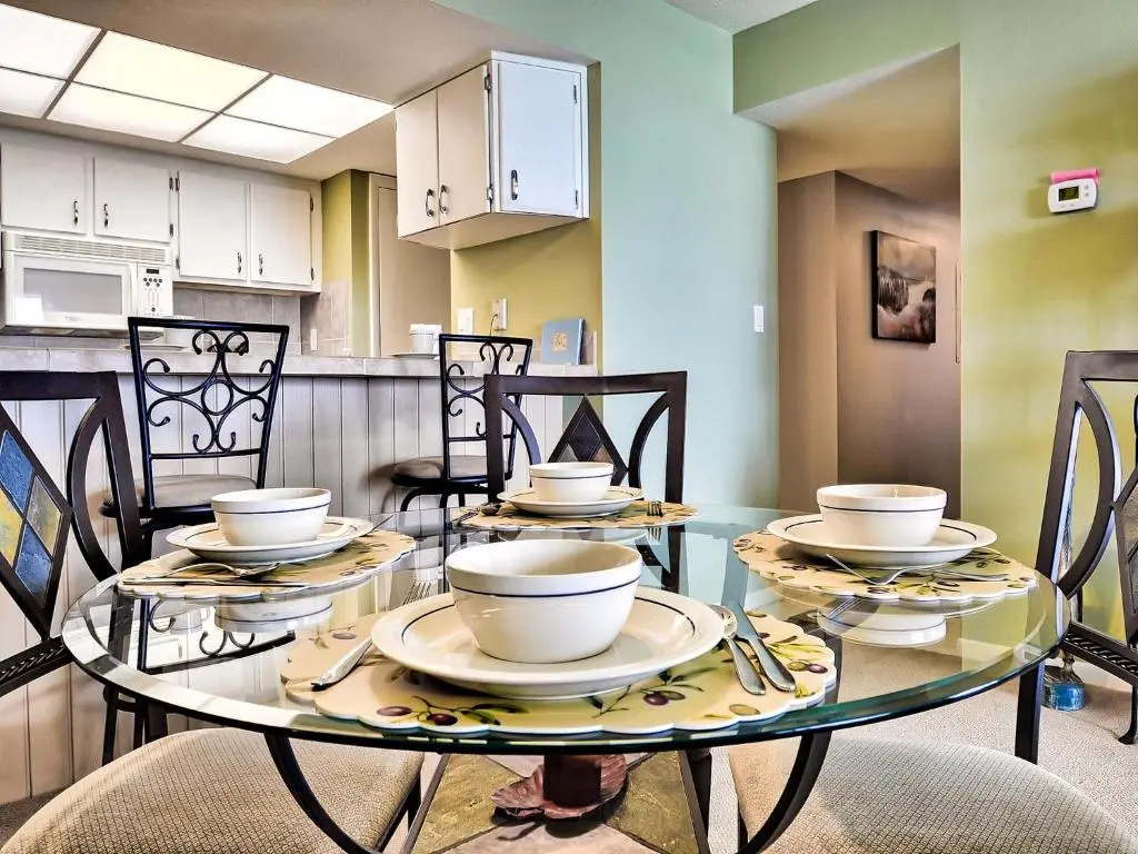 440 West Condos 908N