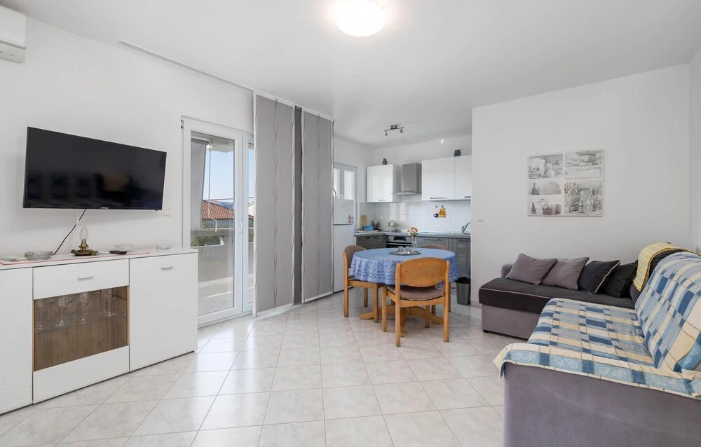 Stunning Apartment in Stara Novalja With Wifi and 1 Bedrooms