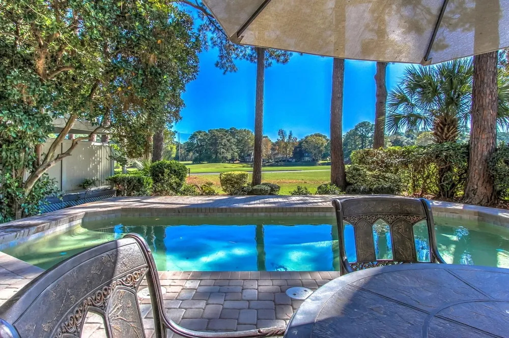 21 Windjammer Court