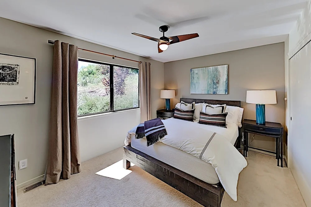 Private Sonoma House with Pool by RedAwning