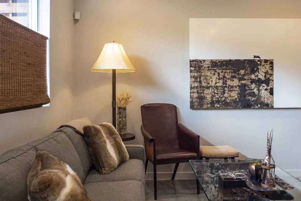 Abode at Penthouse Jackson
