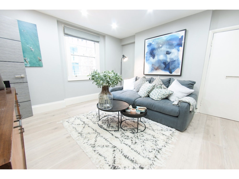 Cozy & Modern Flat for 2 in Marylebone