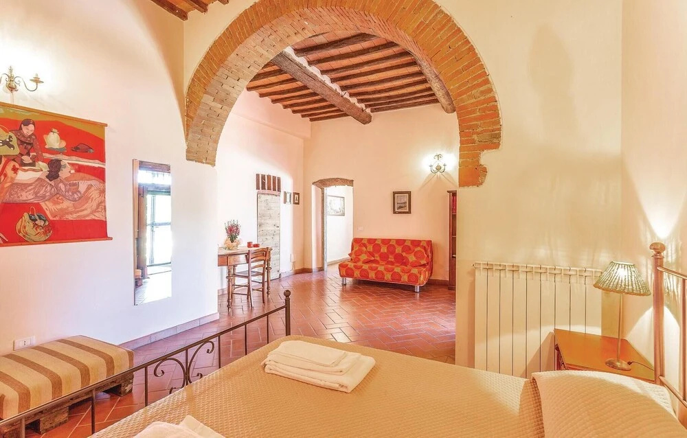 Awesome Home in Arezzo With 6 Bedrooms, Wifi and Outdoor Swimming Pool