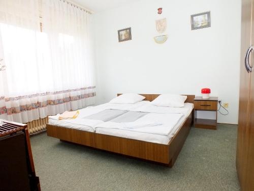 Biba Rooms