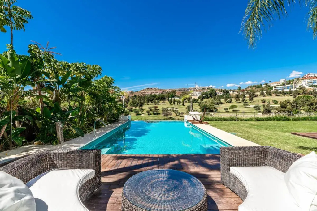 All About Le Reve Villa