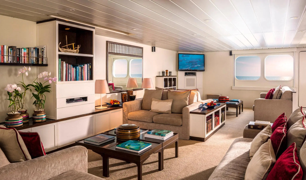 Four Seasons Resort Maldives at Kuda Huraa