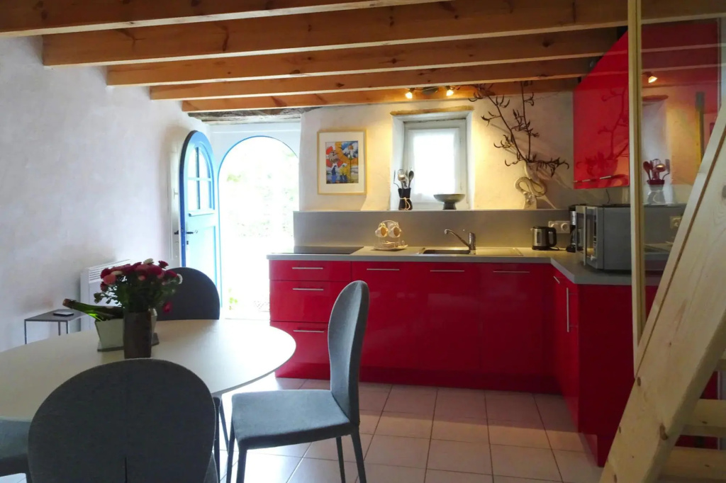 Cottage in Saint-gildas Near Gulf of Morbihan