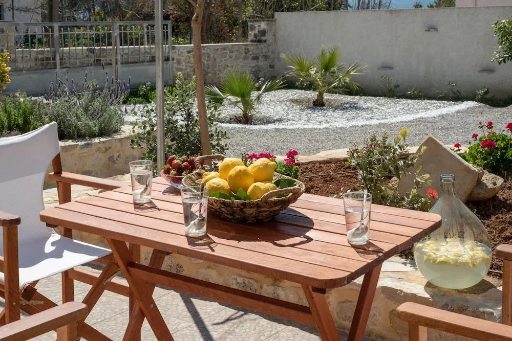 Zeus Traditional House