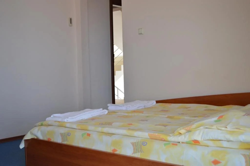 Family hotel Neptun Lozenets