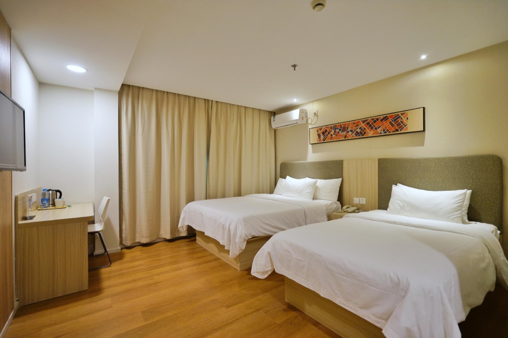 Hanting Hotel Shanghai Chedun Movie Studio