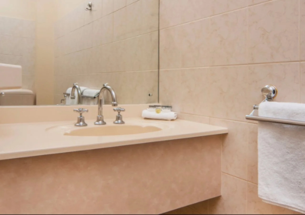 Comfort Inn Regal Park