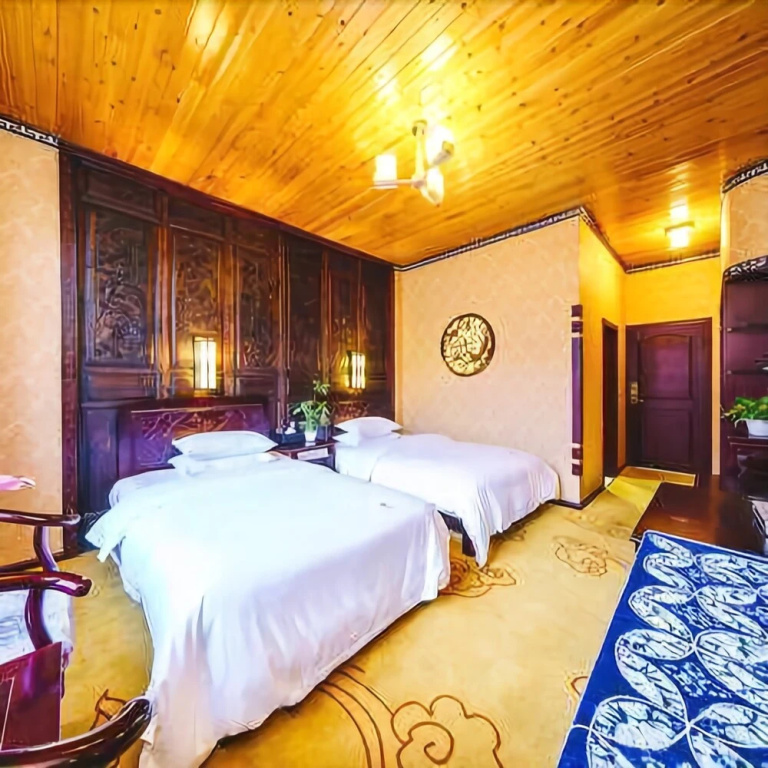 Dali Blue Mountain Hotel (Dali Ancient City South Gate)