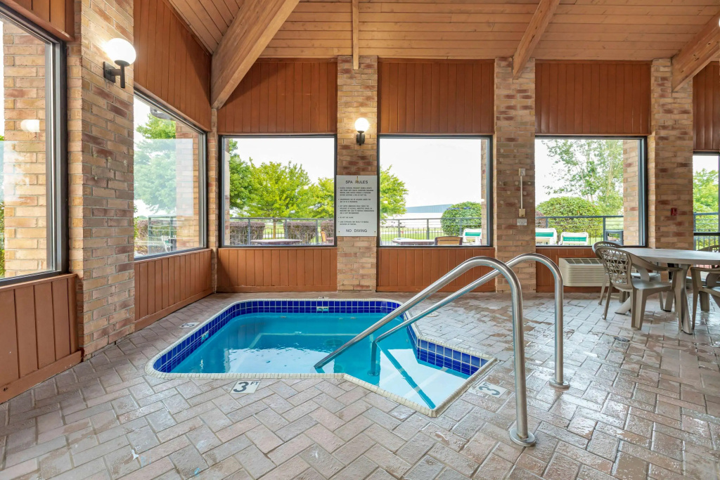 Rodeway Inn Coopersville