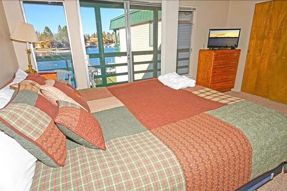 439 Ala Wai Blvd., 140 - 3 Br condo by RedAwning
