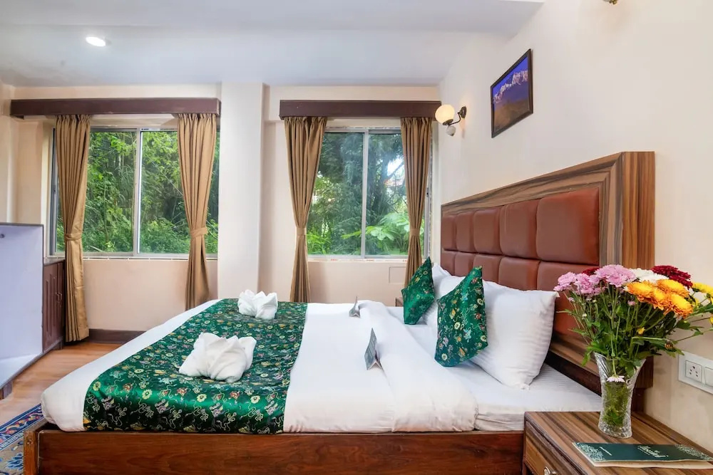 Muscatel Roma - 400 Mts from Mall Road