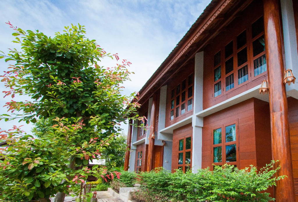 Huan Aumpron Resort