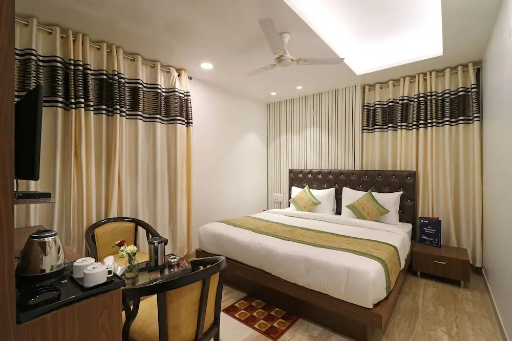 Capital O 10316 Hotel Sun View International