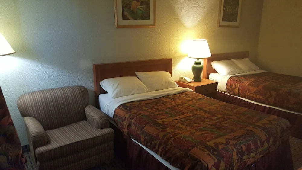 The Brooke Hotel