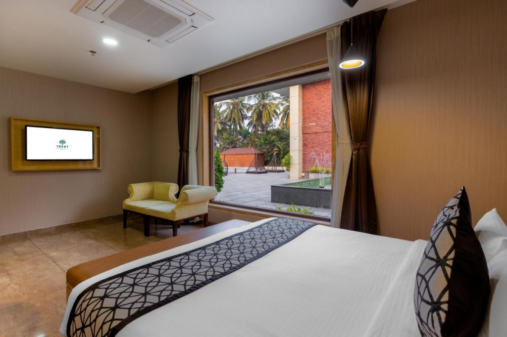 Treat Beach Resort Gholvad