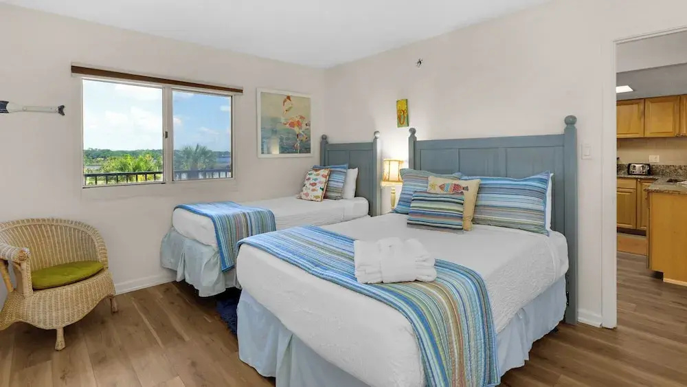 Beachfront Charm Meets Lake Life + Free Tickets: Dolphin Cruise & More!