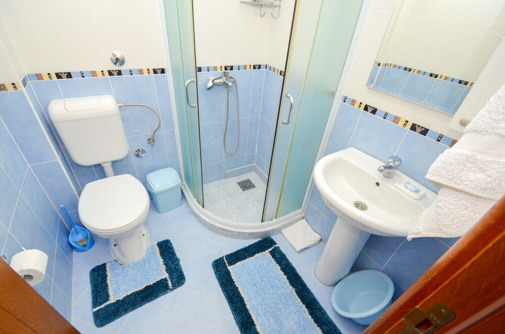 Apartments Ivanovic - Studio With Balcony and sea View