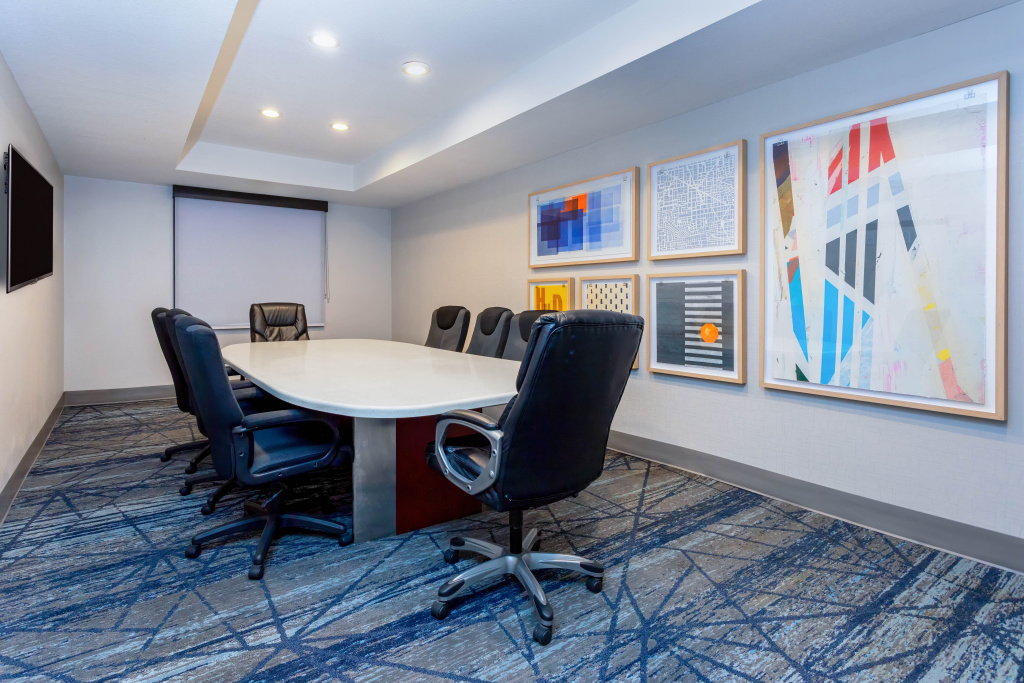 Holiday Inn Express & Suites Lantana by IHG