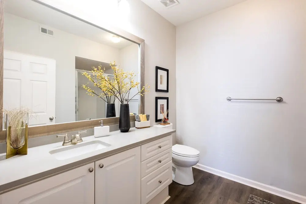 Hope St Downtown Luxury Rentals