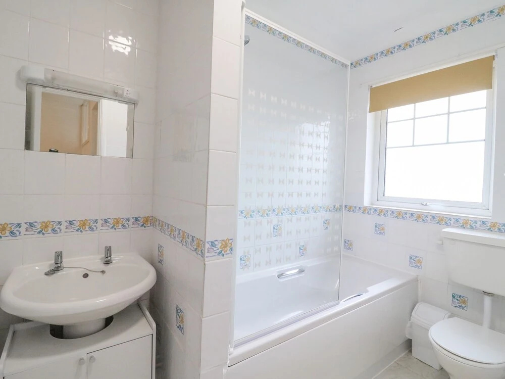 Weymouth Bay Apartment C