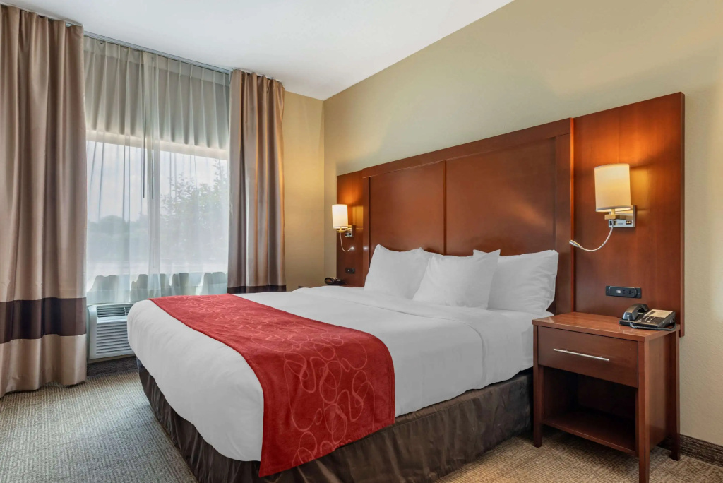 Comfort Suites Mason near Kings Island
