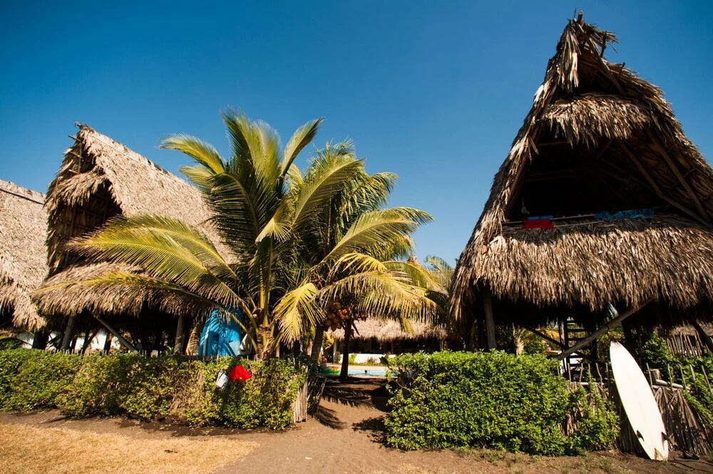 Paredon Surf House