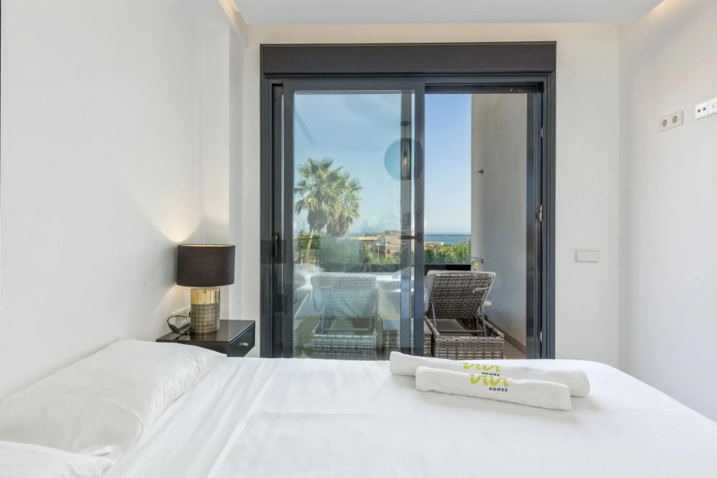 Boa in Fuengirola with 3 bedrooms and 2 bathrooms