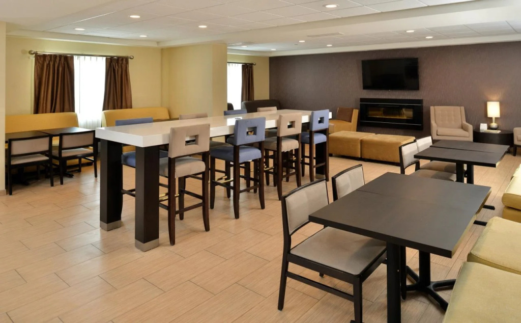 Holiday Inn Express & Suites Peekskill-Lower Hudson Valley by IHG