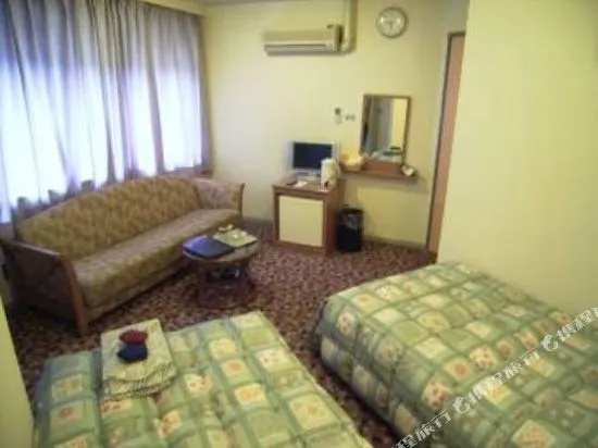 Petit Hotel Yubara Resort