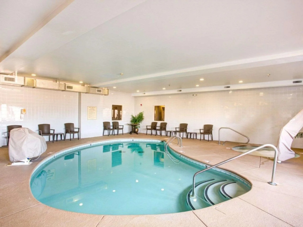 Comfort Suites Crossville