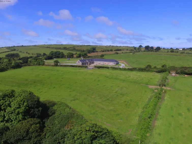 Holiday Home Deri'r Mynach
