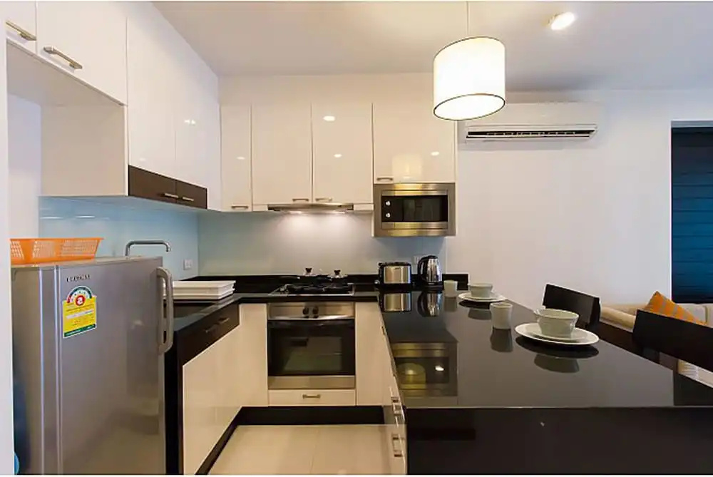 N212 Regent Apartments