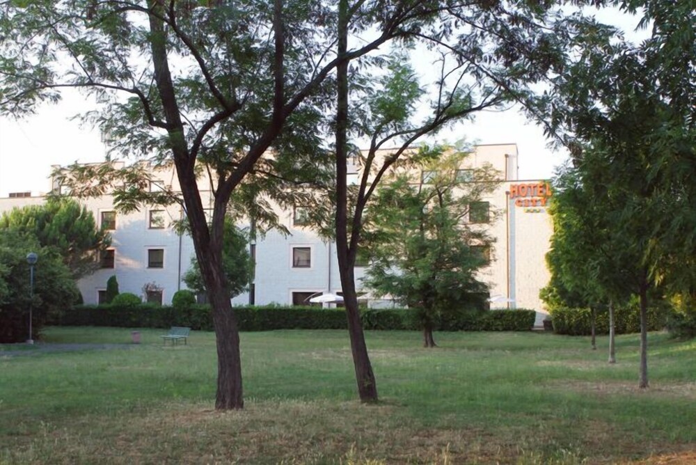 Hotel City