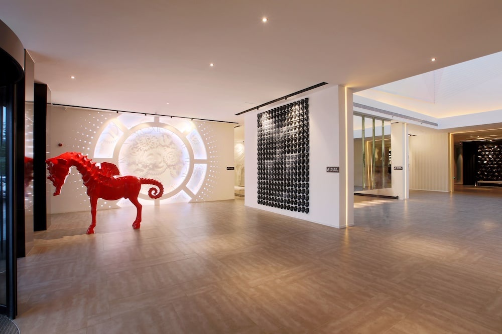 Crystal Orange Hotel