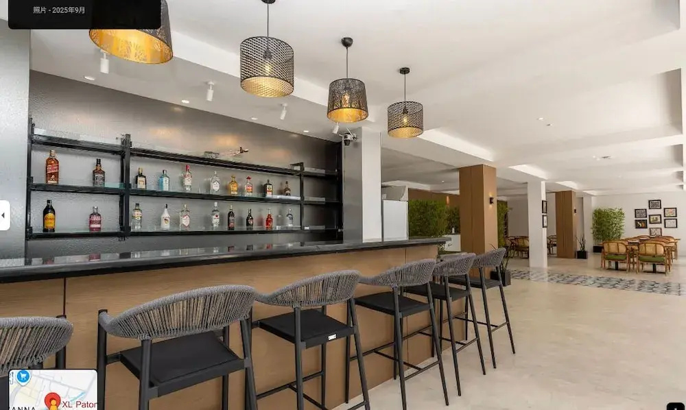 XL PATONG Hotel