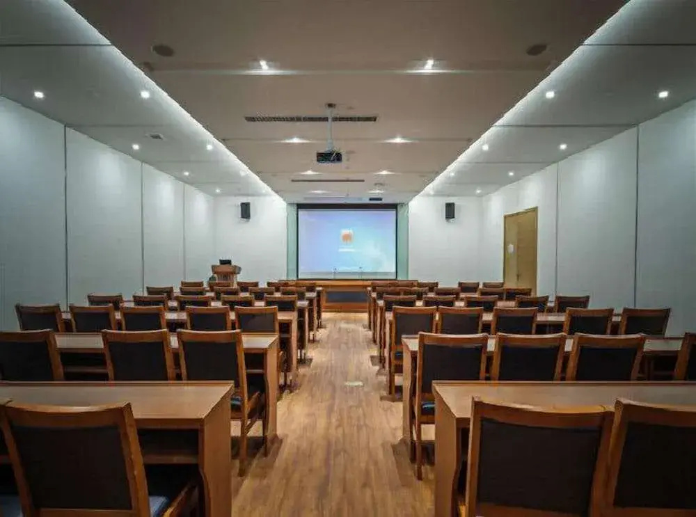 Metropolo Nanjing South Railway Station Hotel