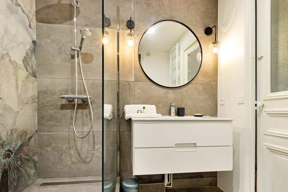 Beautiful Apartment in the Center of Paris on the Island of the City