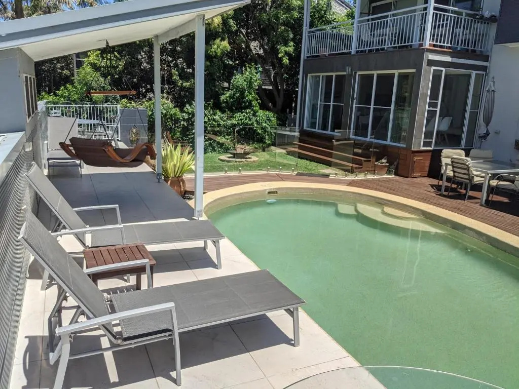 Phoenix Oasis, Family and Pet Friendly Apartment with Pool