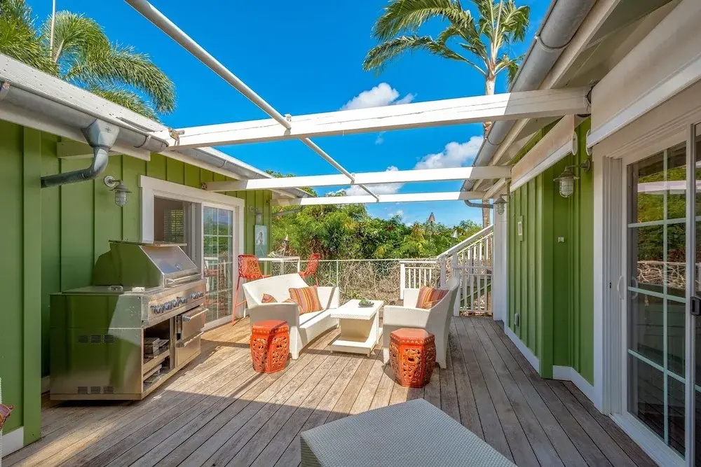 Brennecke's Beach Cottage 2 Bedroom Home by Redawning