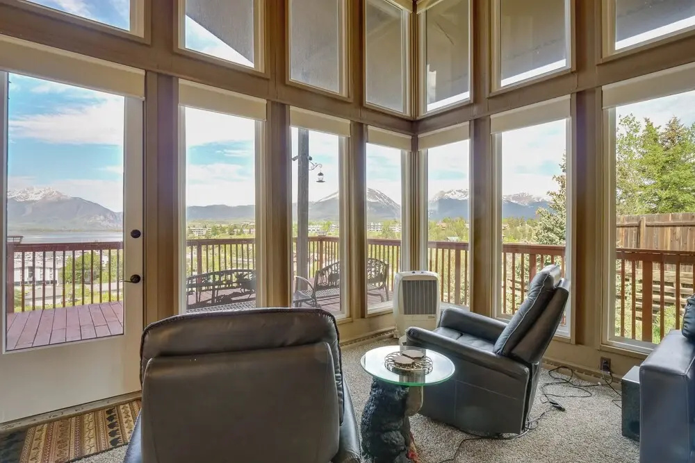 Hot Tub Relaxation: Luxe Summit Gem w/ Mtn Views