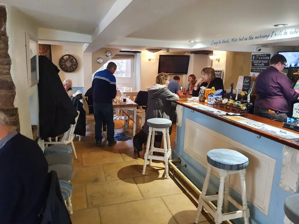 Halfway House Inn