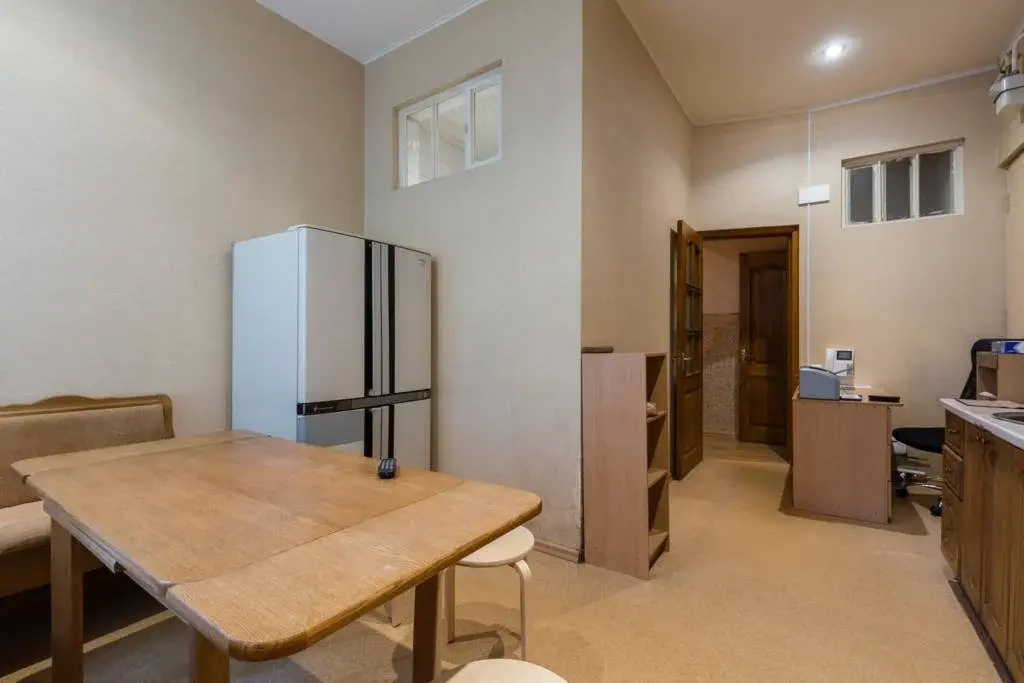 iHostel