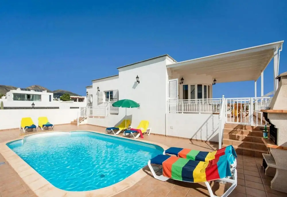 Villa Diama With 3 Bedrooms and 2 Bathrooms